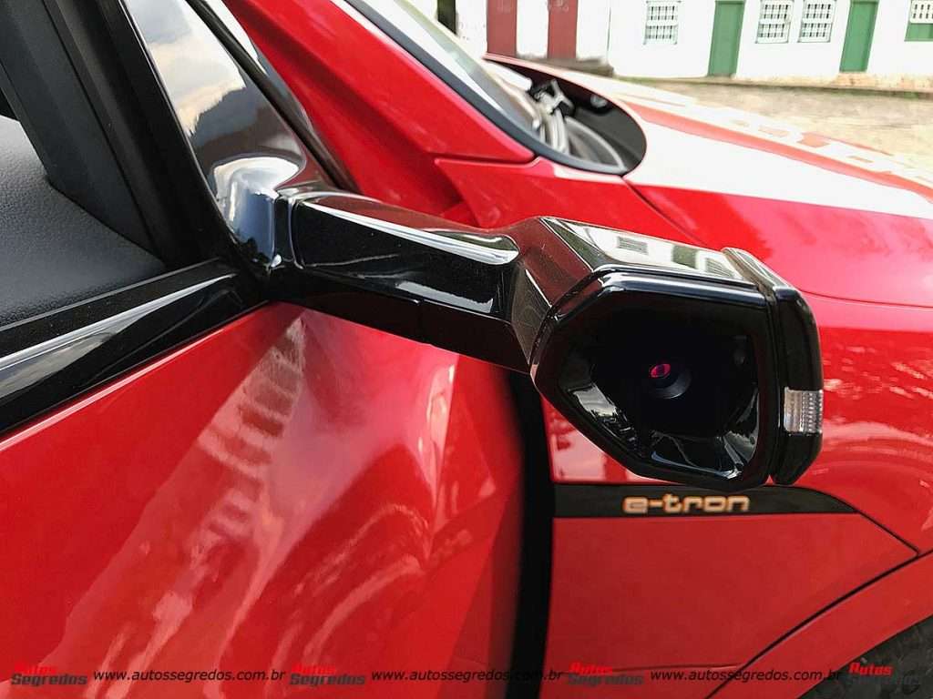 Câmeta Audi e-tron