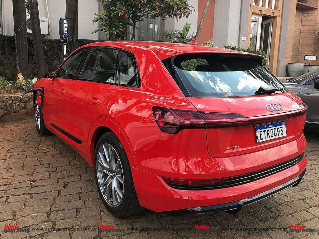 Audi e-tron