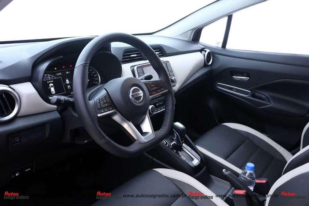 Painel Nissan Versa 2021