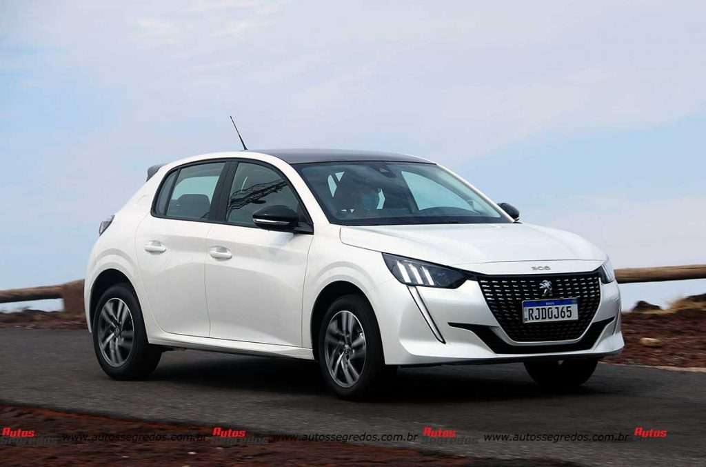 Peugeot 208 2021