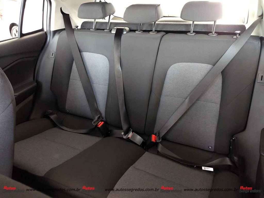 Banco traseiro Chevrolet Onix 1.0 2021