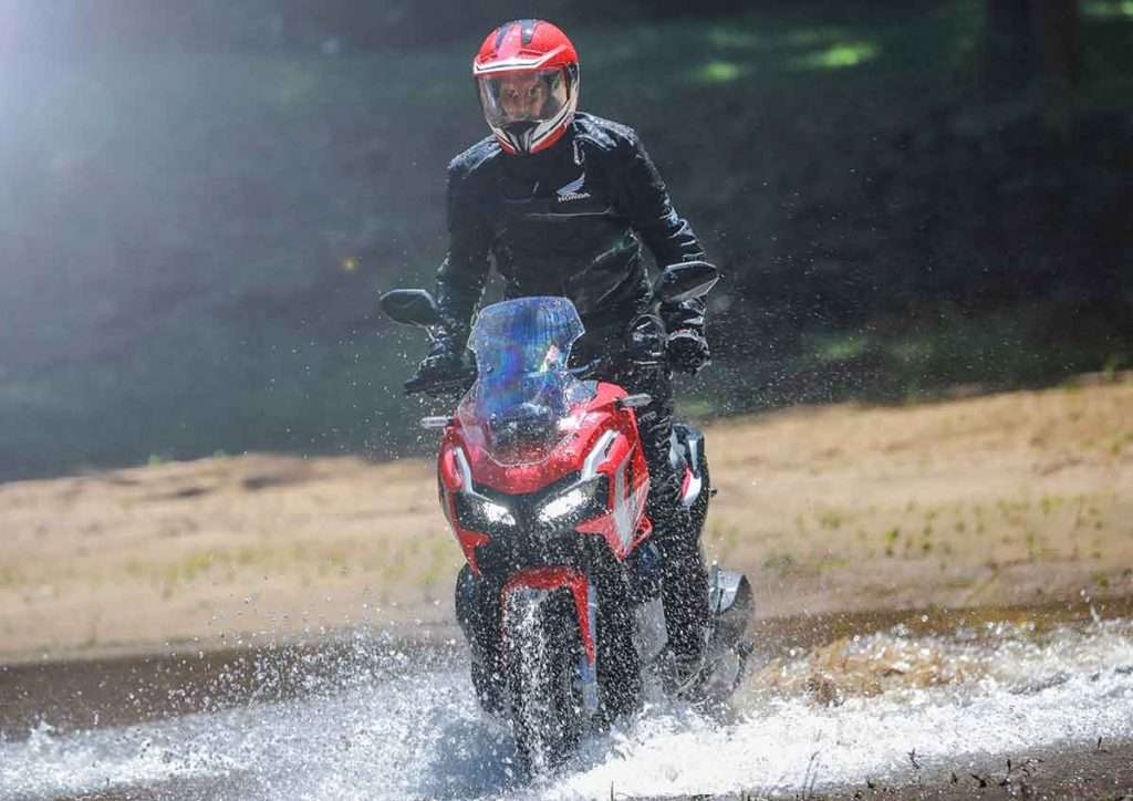 ADV 150