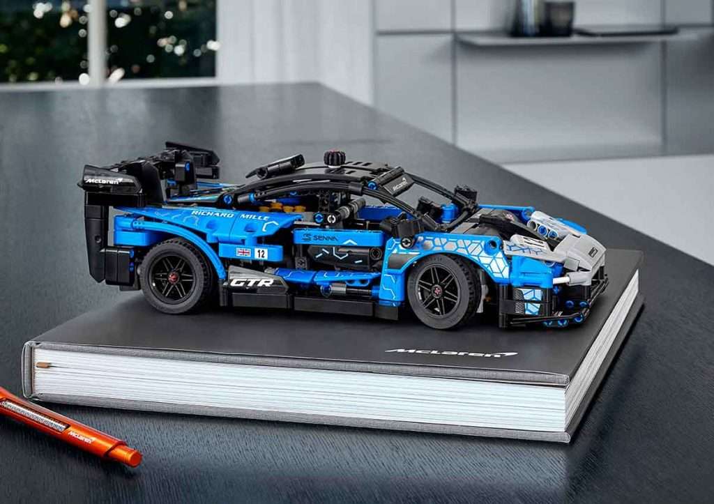 LEGO Technic McLaren Senna GTR