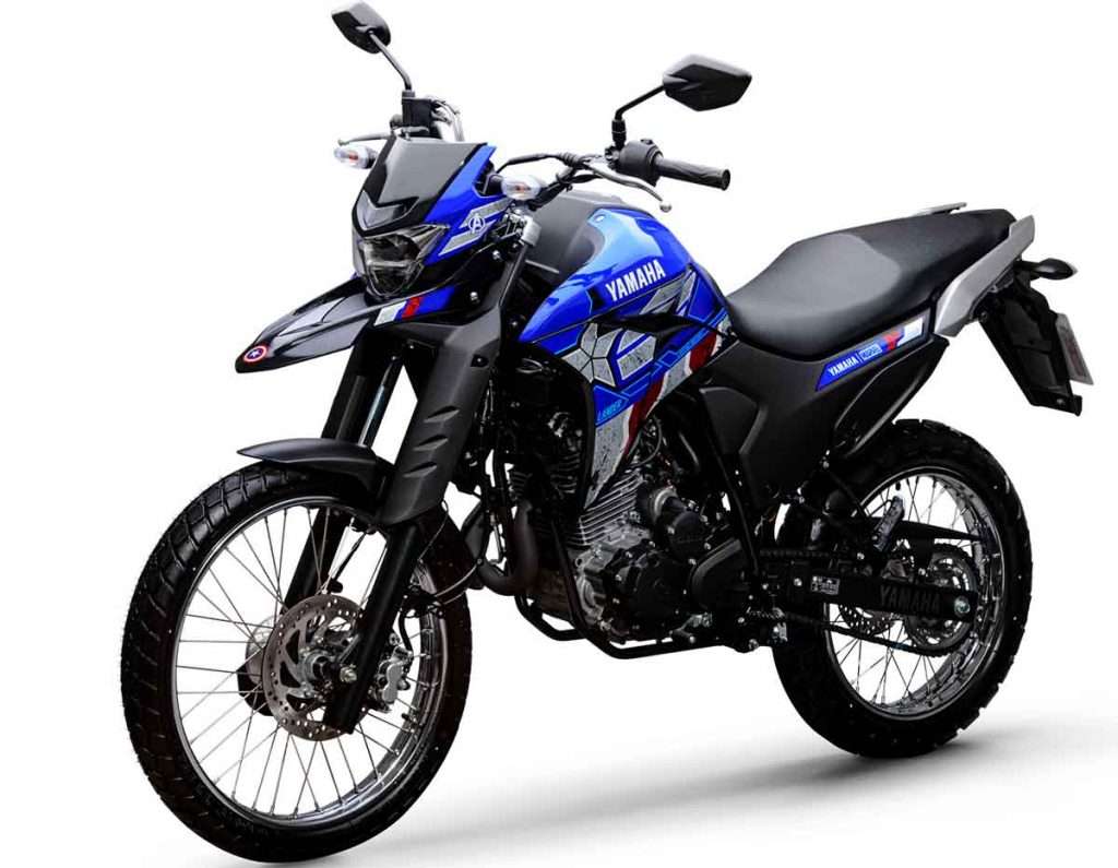 Yamaha Lander 250 Capitão América