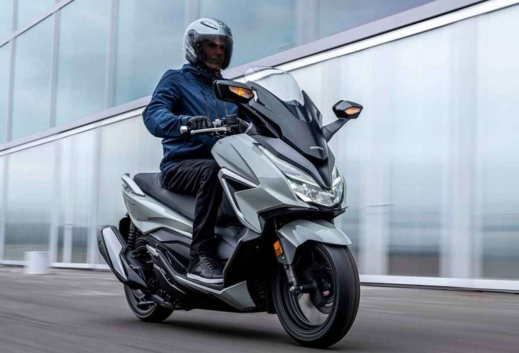 Honda Forza 350