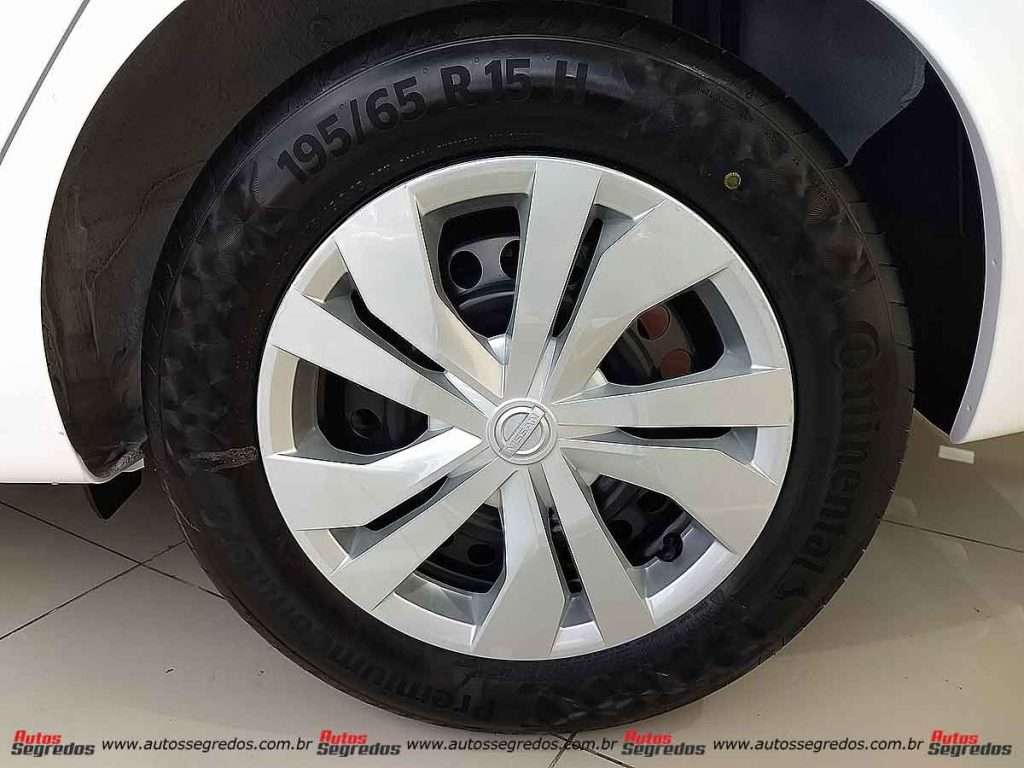 Roda de aço Versa Sense 2021