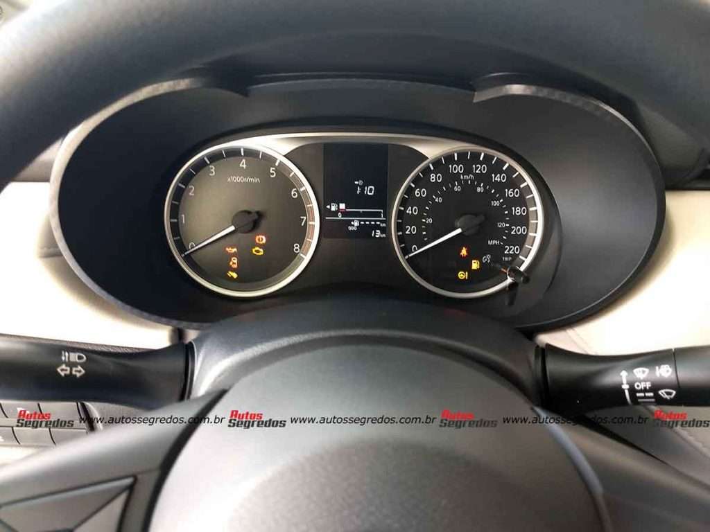 Nissan Versa 1.6 Sense