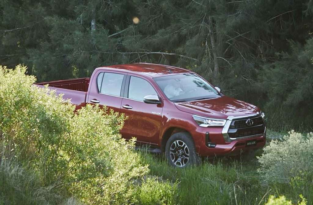 Nova Toyota Hilux SRX 2021