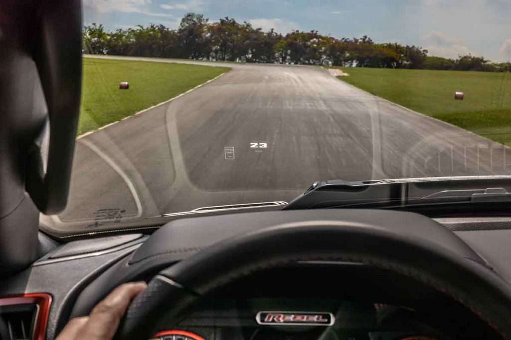 head-up display Ram 1500