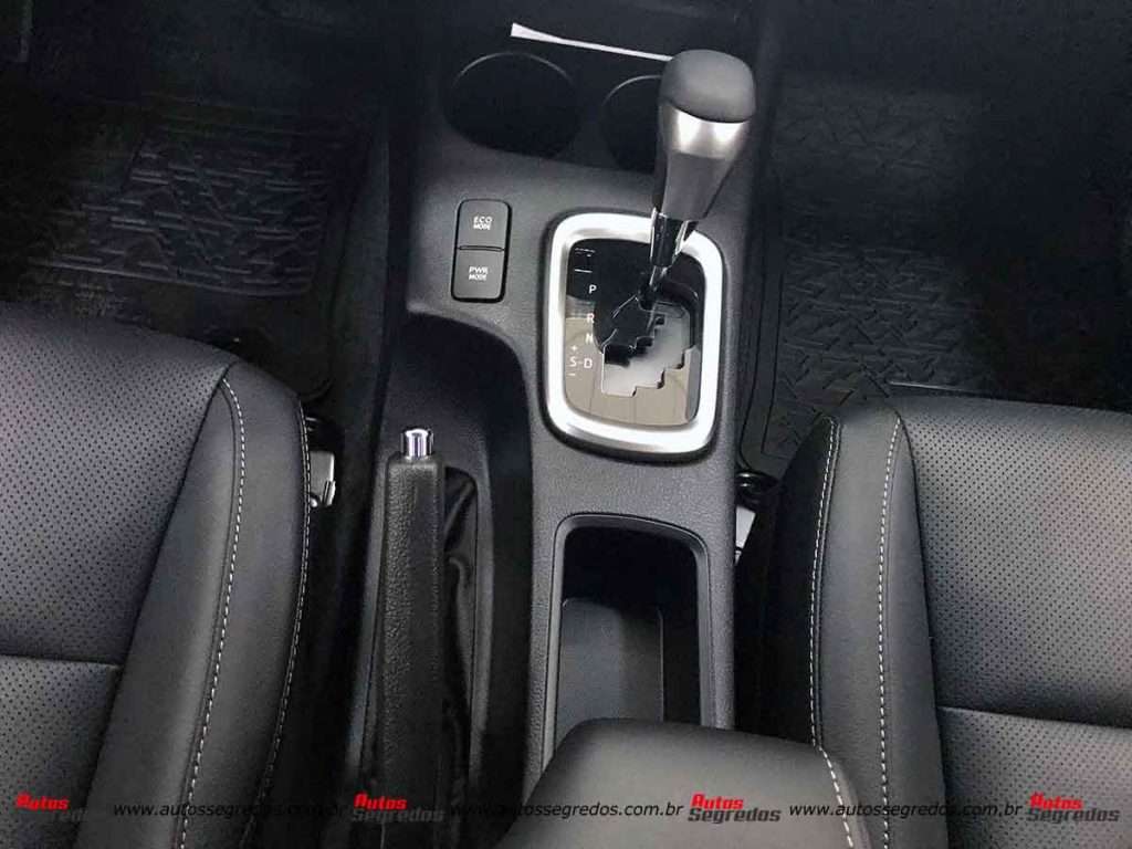 Nova Hilux SRX 2021