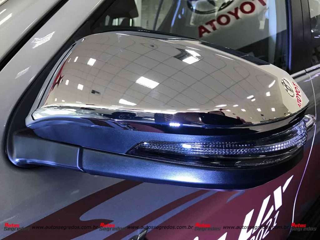 Hilux SRX
