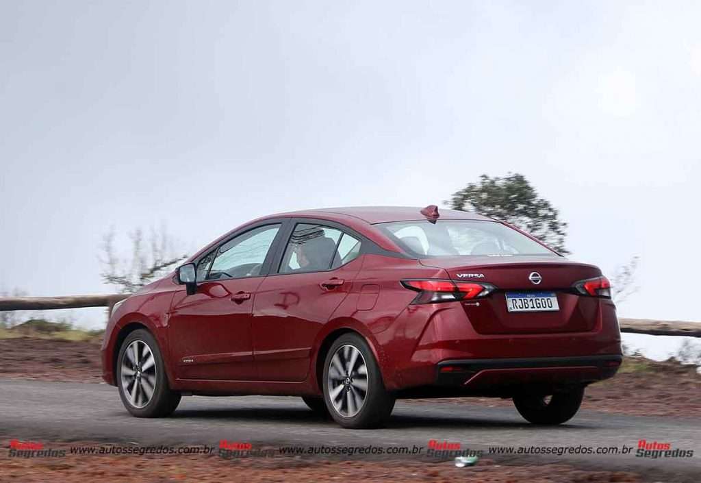 Versa 2021
