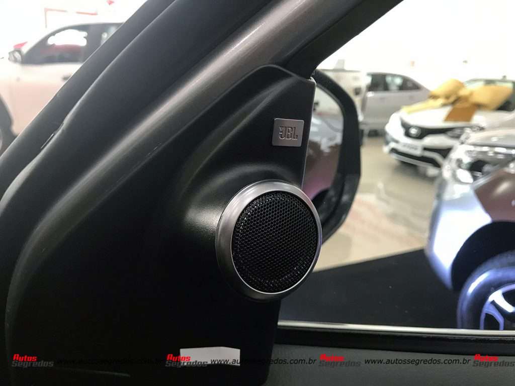 Som JBL SW4 Srx 2021