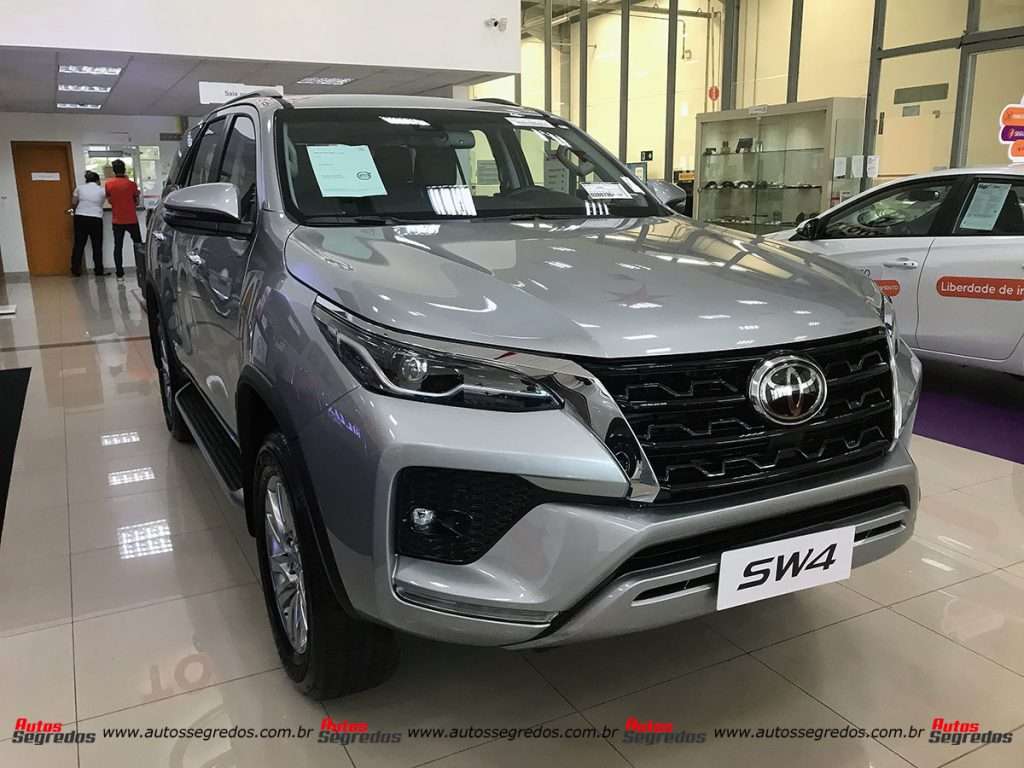 Toyota SW4 SRX 2021