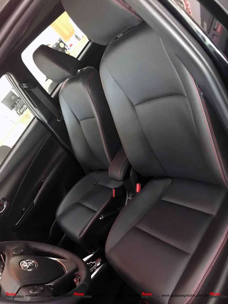 Banco dianteiro Yaris S