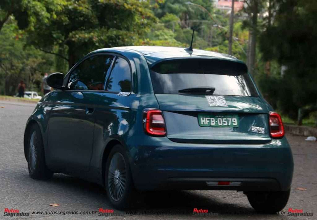 Fiat 500e Action