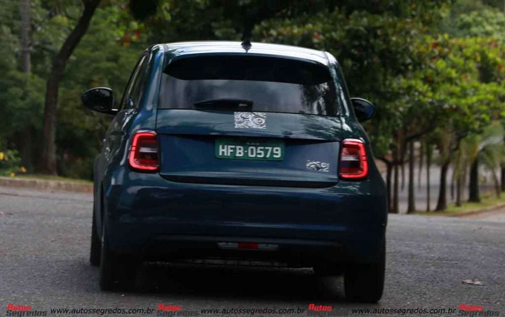 Fiat 500e Action