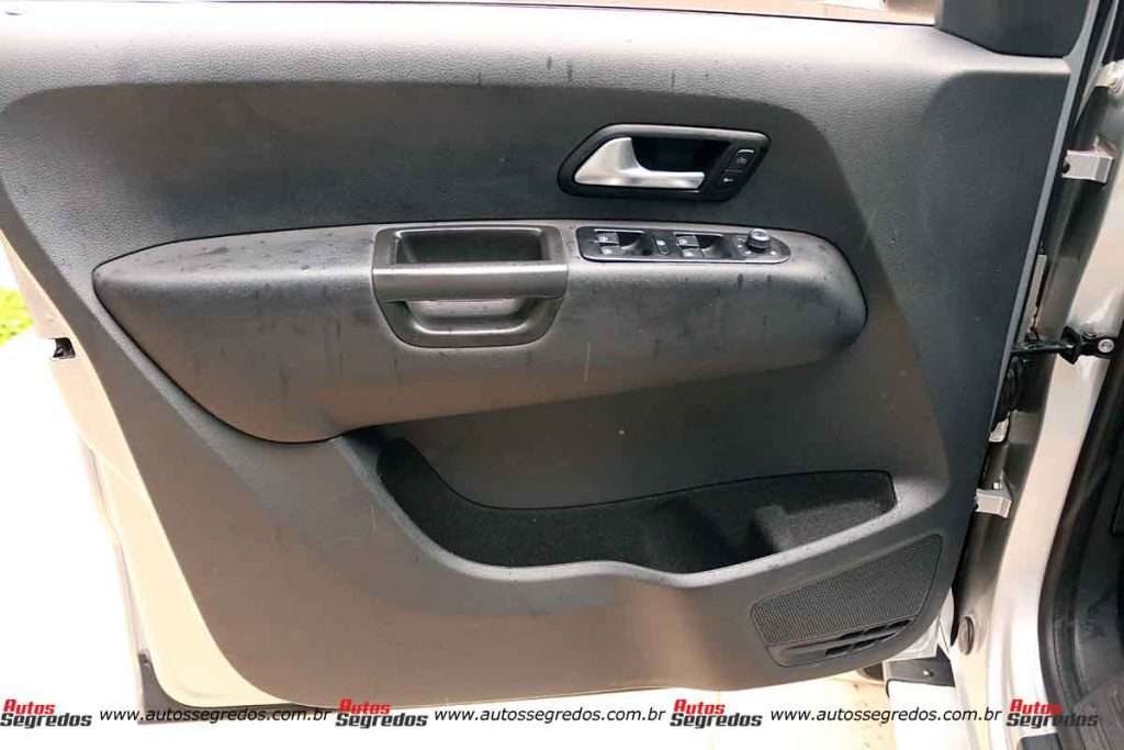 Forros de porta Amarok V6 Extreme