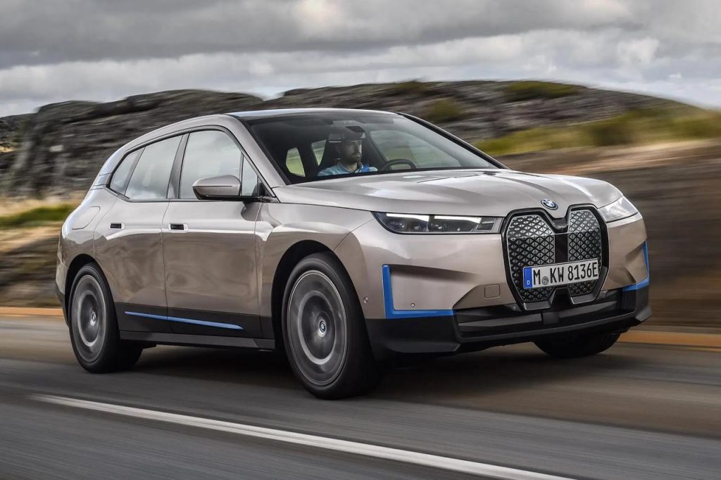 BMW iX