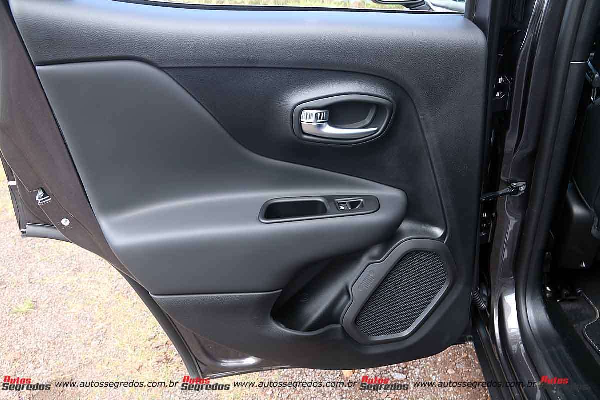 Forro de porta Renegade S T270
