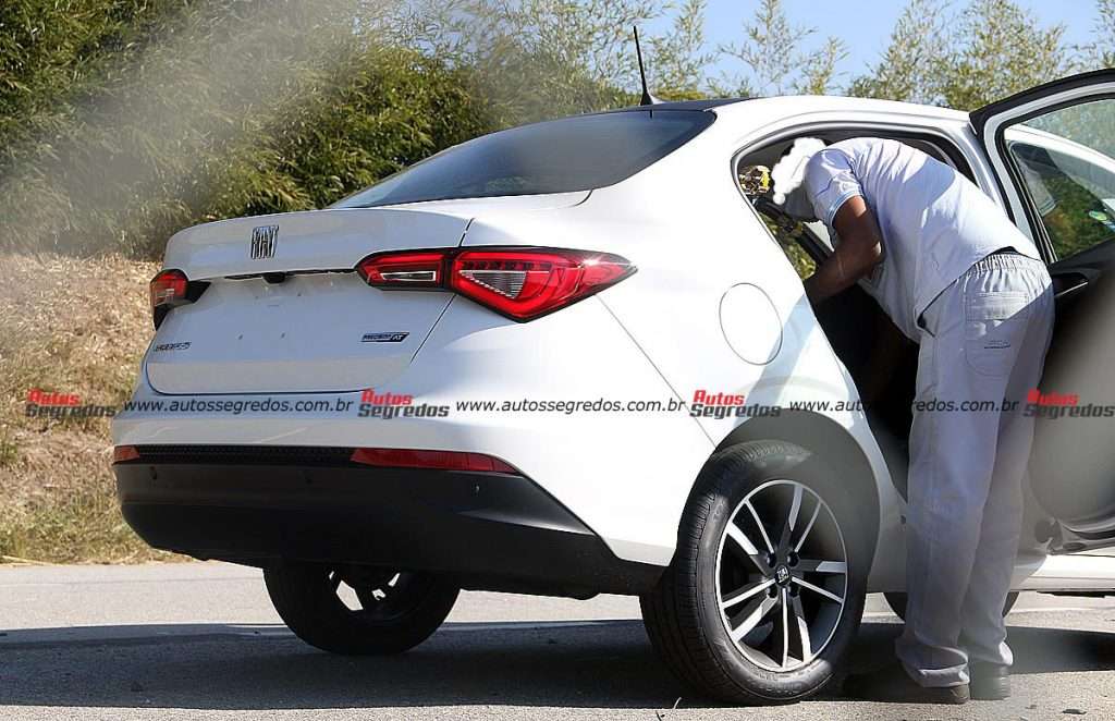 Fiat Cronos 1.3 CVT Precision 2023
