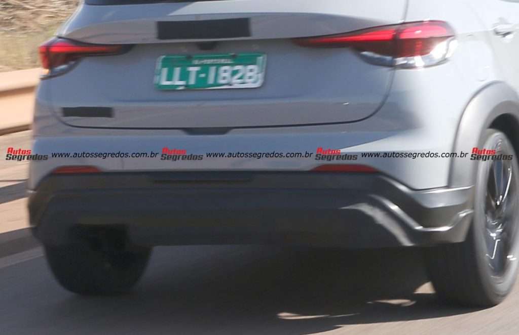 Traseira do SUV em detalhes
