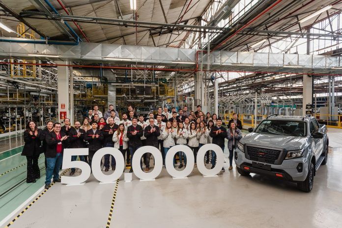 linha de produção da Nissan Frontier na Argentina