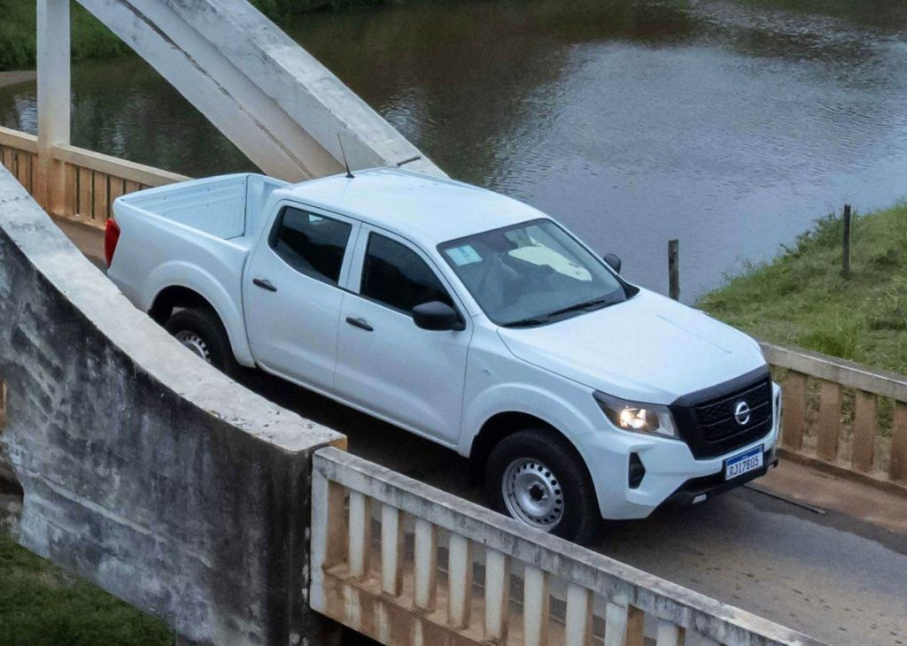 Nissan Frontier S 2023