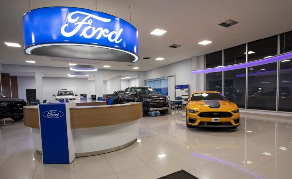 Showroom da Ford Roma Lourdes
