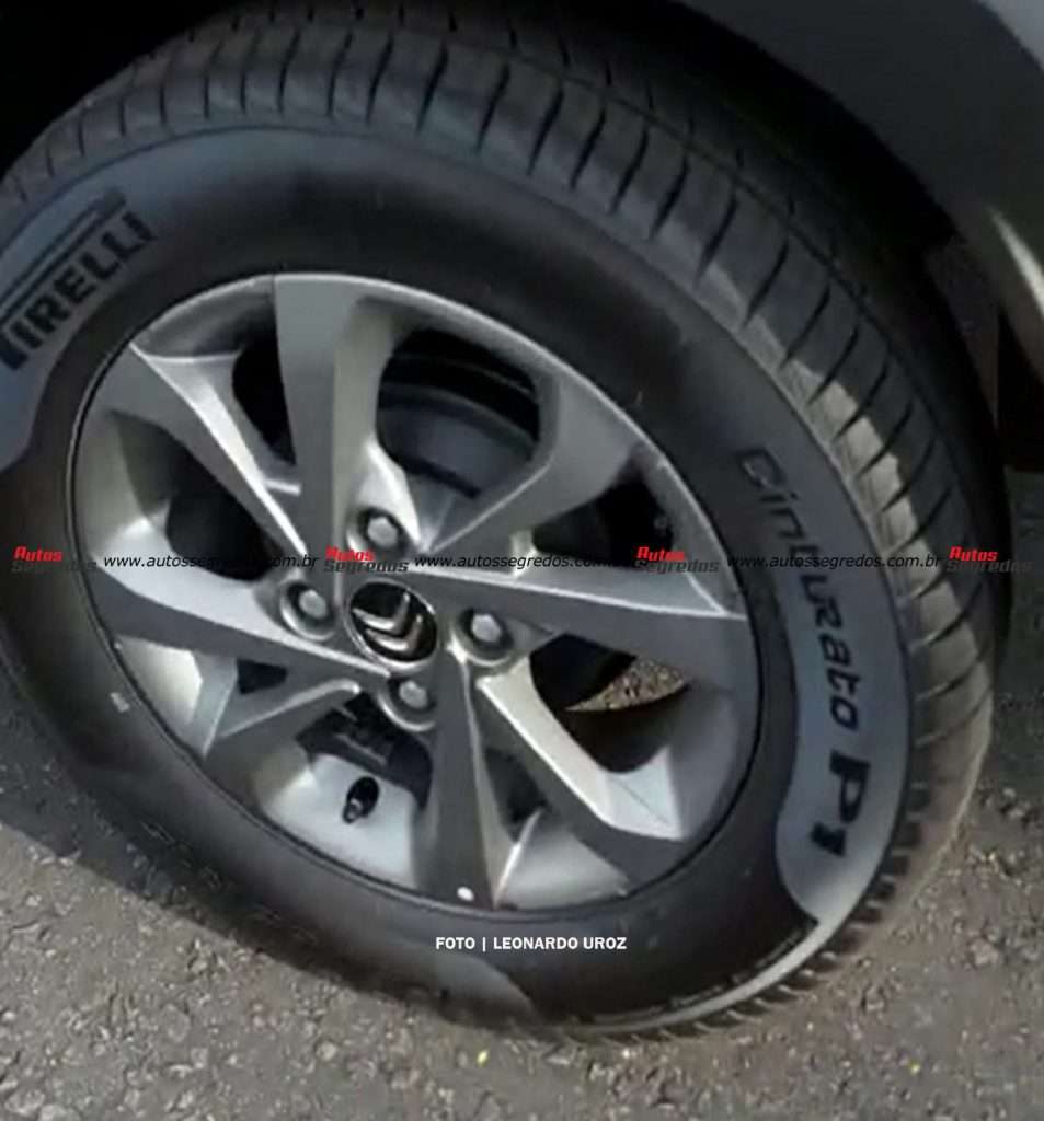 Roda de liga leve do novo Citroën C3 1.6 Feel 2023