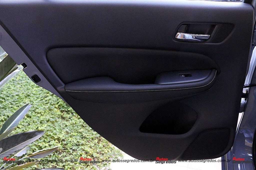 forro de porta traseiro do novo Honda City Hatch 1.5 Touring 2022