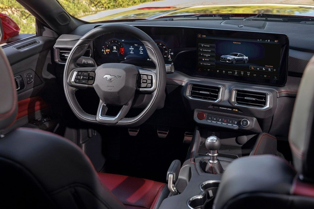painel do Ford Mustang 2024