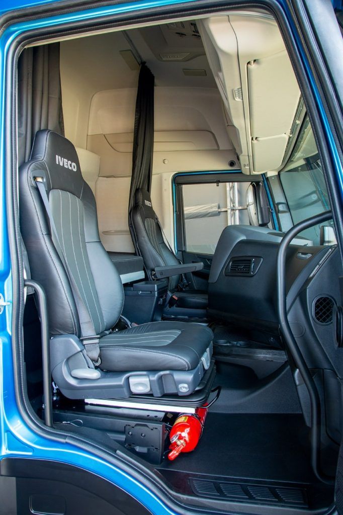 bancos do Novo IVECO S-Way 480 6x2