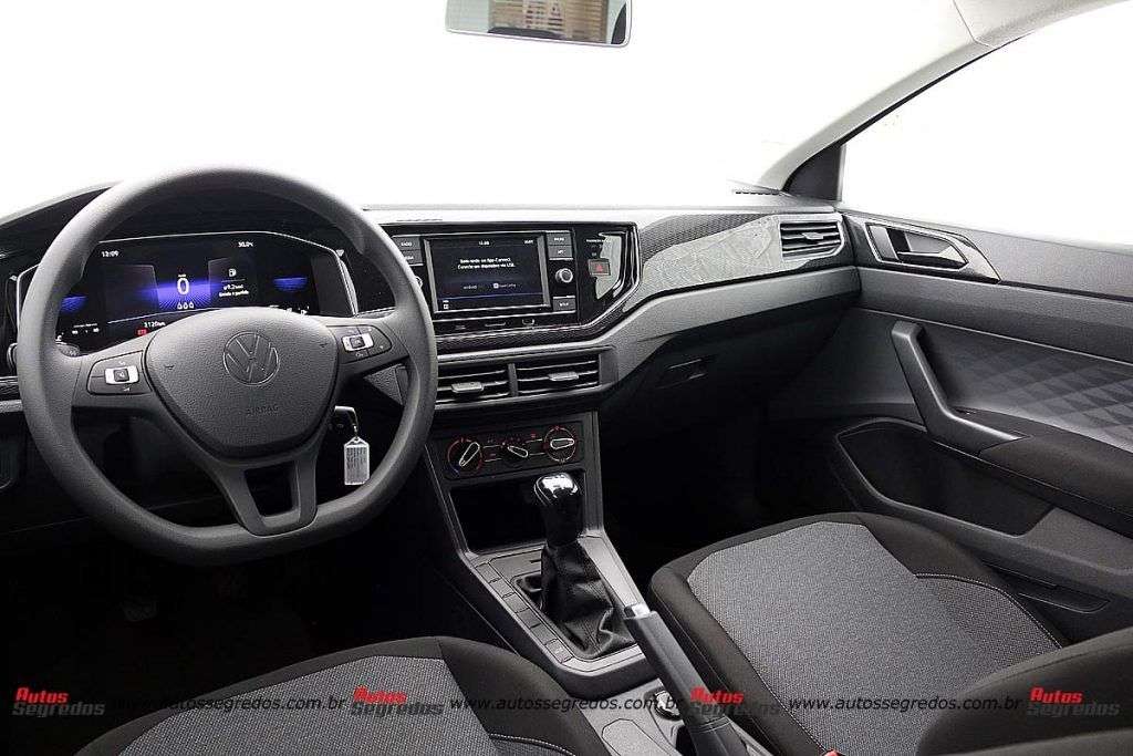 painel do VW Polo 170 TSI 2023