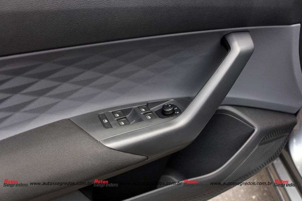comandos vidros elétricos VW Polo 170 TSI 2023