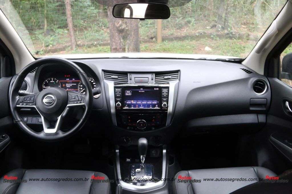 Nissan Frontier XE 2023