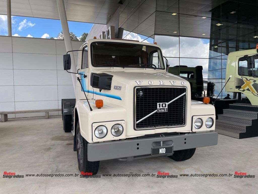 Volvo N1020 4x2 1980 de chassi 001