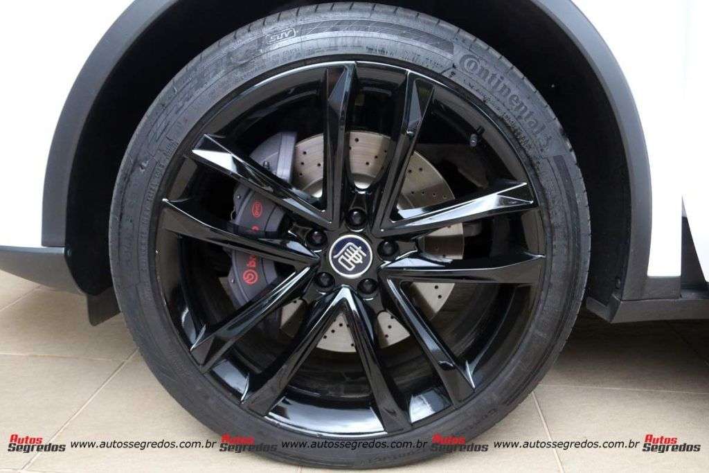 BYD Tan