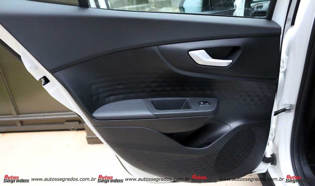 Forro de porta traseiro esquerdo do Fiat Fastback Impetus T200 CVT 2023