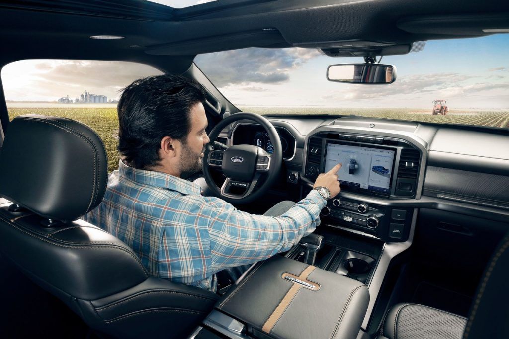 painel da Ford F-150 Platinum 2023
