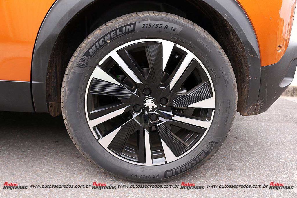 roda de liga do novo Peugeot e-2008 GT 2023