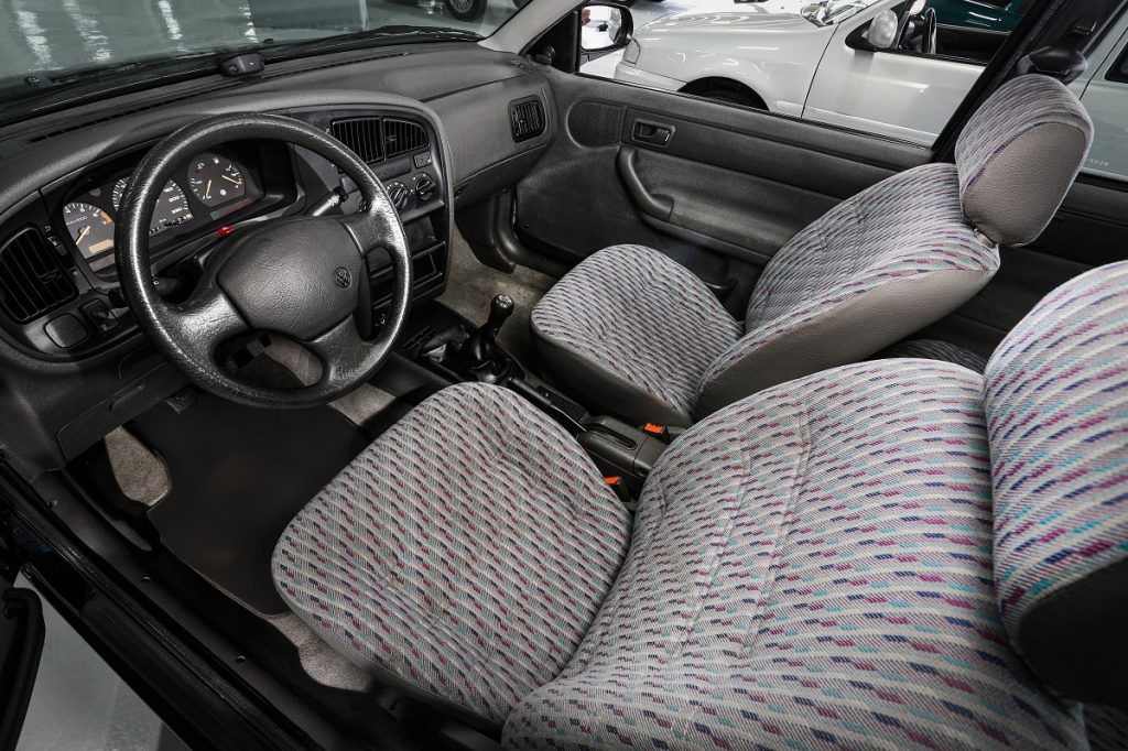 Volkswagen Logus GL 1995 GL na cor Azul Riviera