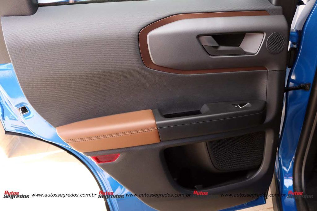 forro de porta esquerdo traseiro do Ford Bronco Sport 2.0