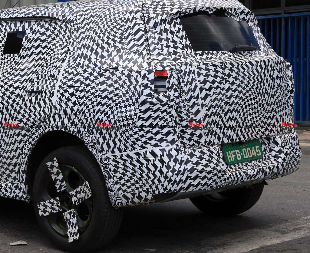 Projeto CC4 da Citroën que dara origem a um SUV de cinco ou sete lugares