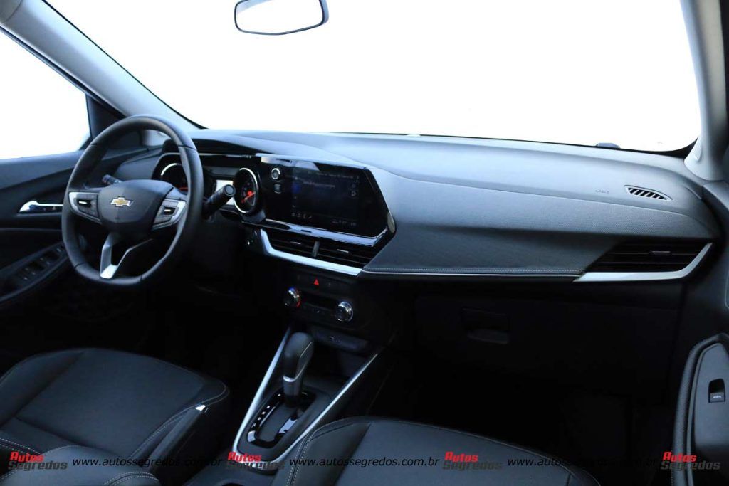painel da Nova Chevrolet Montana Premier 1.2. AT6
