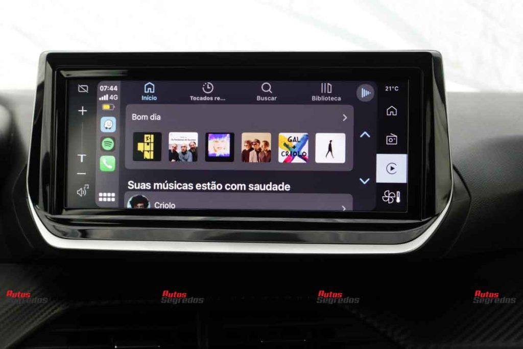 central multimídia de 10 polegadas do Peugeot 208 Style