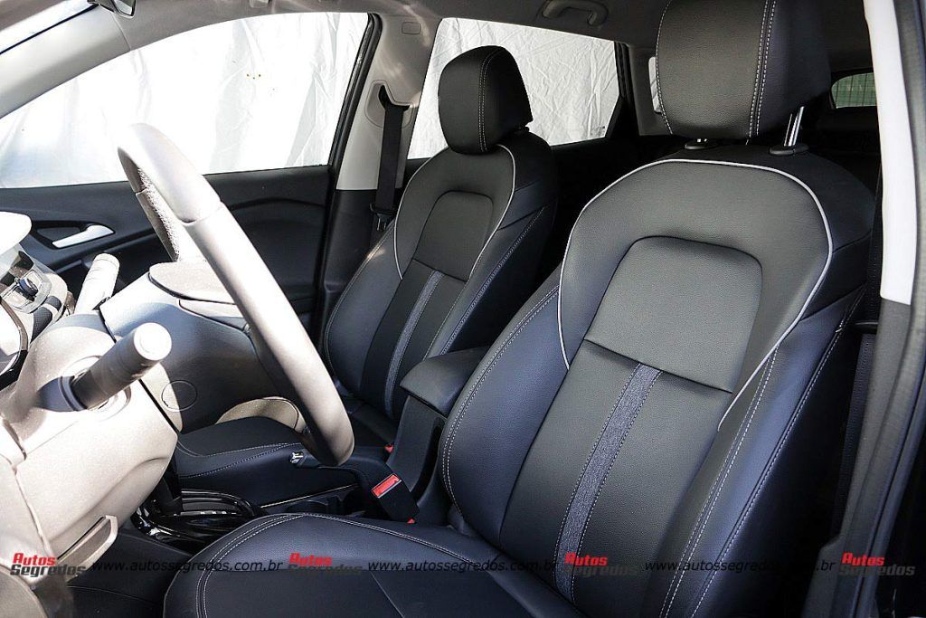 Chevrolet Tracker Midnight 2024
