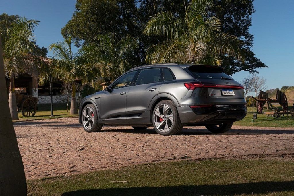 Audi Q8 e-tron SUV