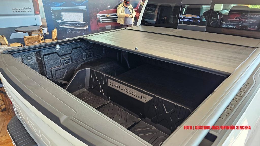 Chevrolet Silverado High Country V8