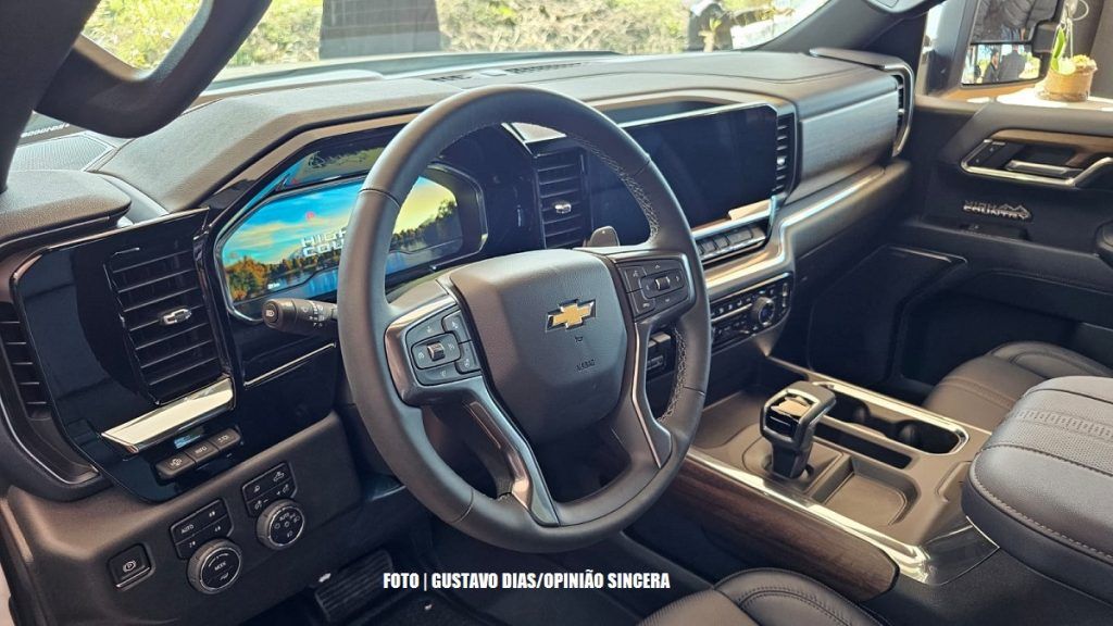 Chevrolet Silverado High Country V8